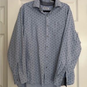 Tommy Bahama Light Blue Button Down Shirt